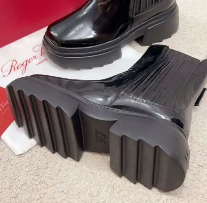 hype Roger Vivier Boots