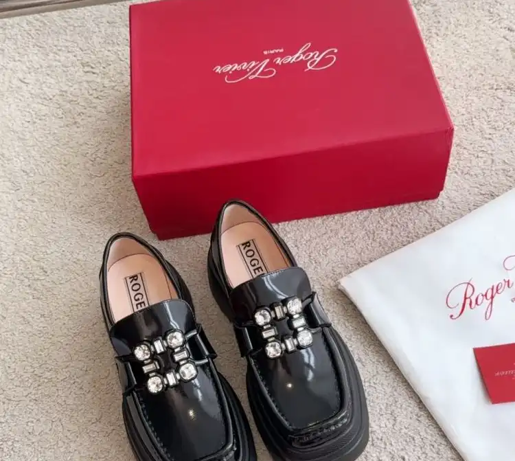 hype Roger Vivier Leather Shoes