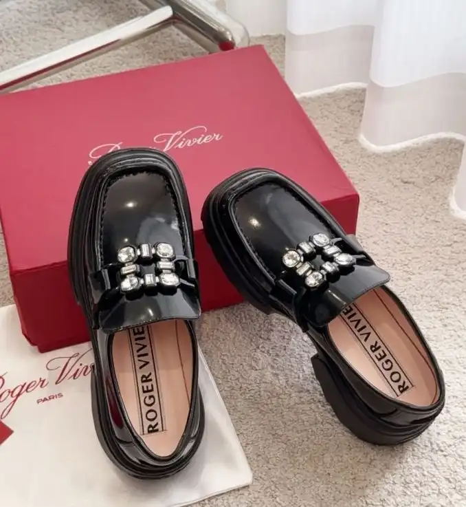 hype Roger Vivier Leather Shoes