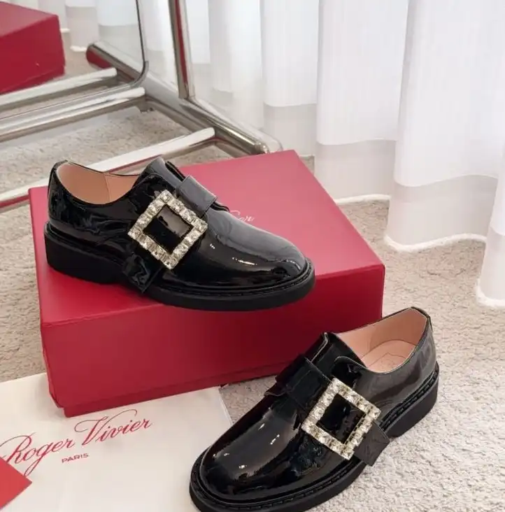 hype Roger Vivier Leather Shoes