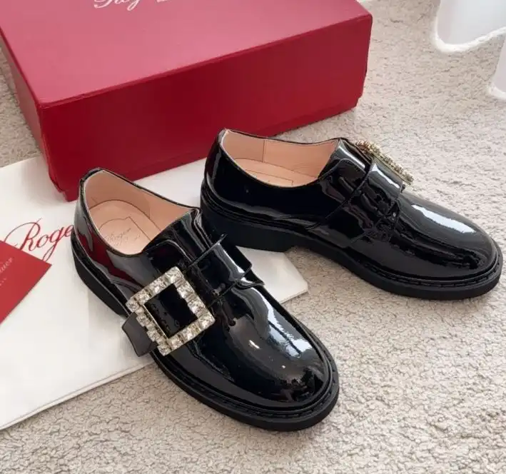 hype Roger Vivier Leather Shoes