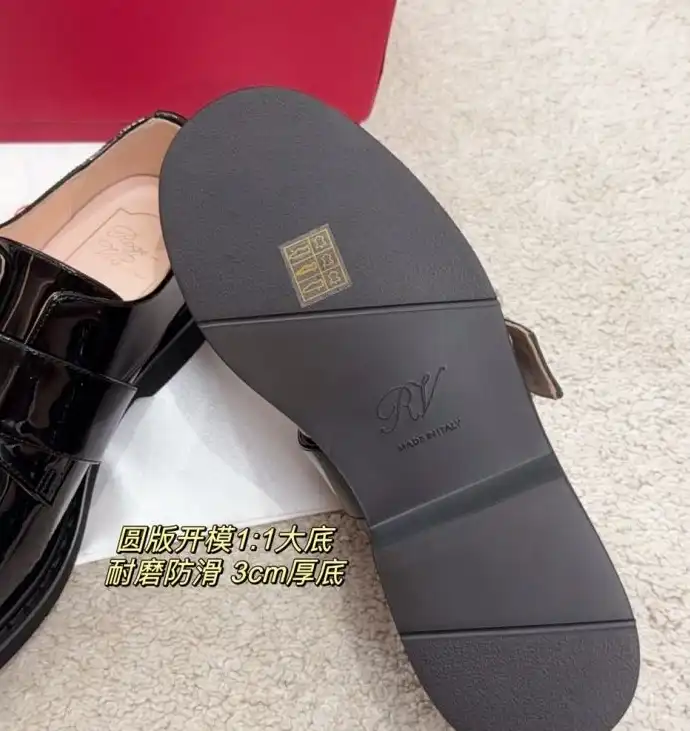 hype Roger Vivier Leather Shoes