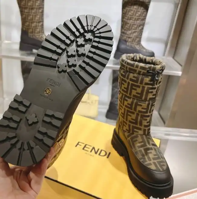 hype Fendi Boots