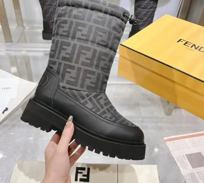 hype Fendi Boots