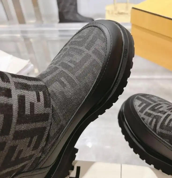 hype Fendi Boots