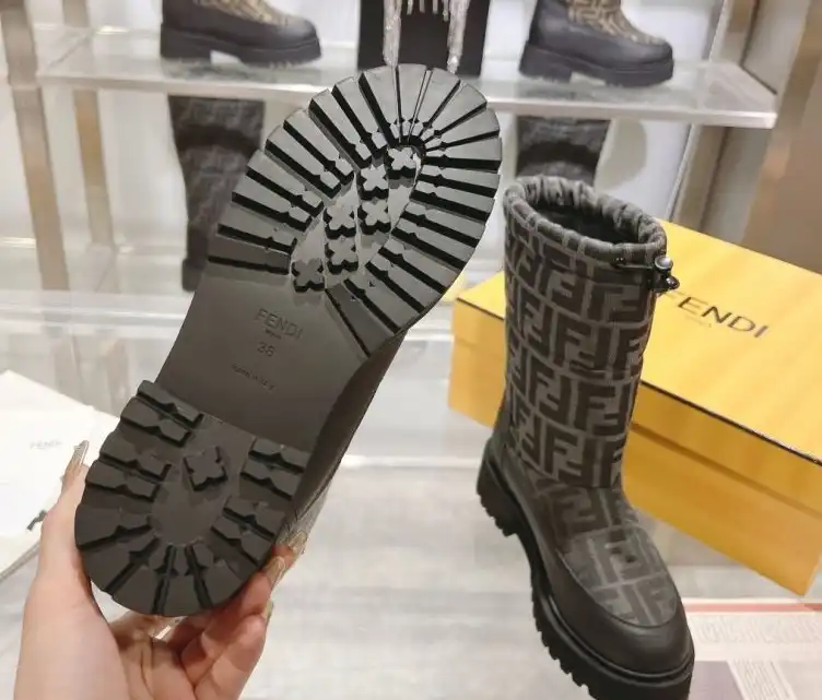 hype Fendi Boots