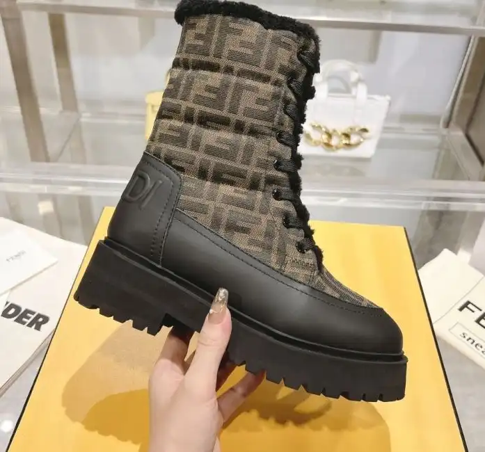 hype Fendi Boots