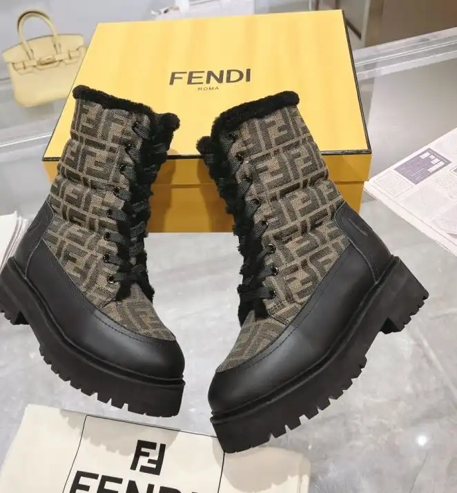 hype Fendi Boots