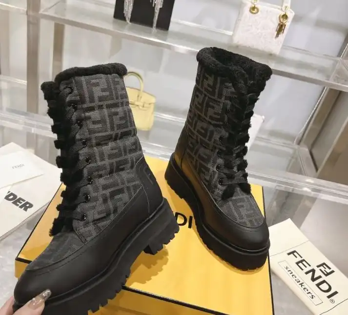 hype Fendi Boots