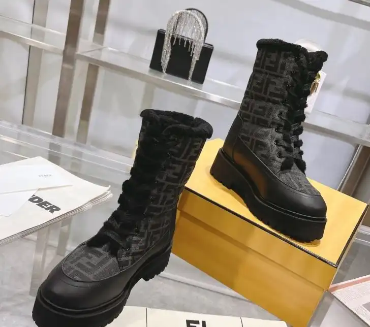 hype Fendi Boots