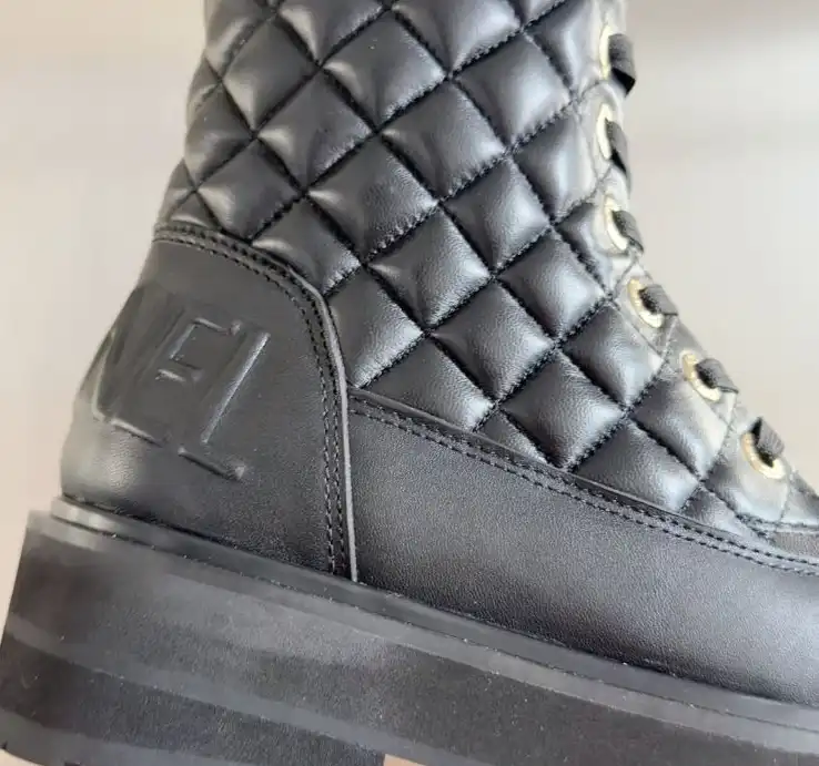 hype Chanel Boots