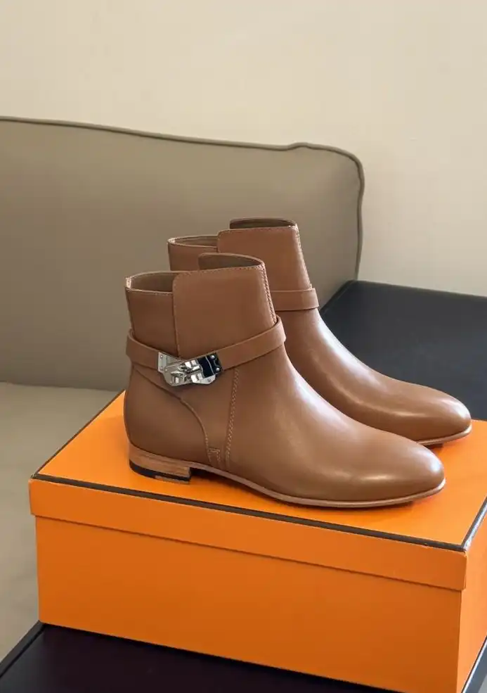 hype Hermes Boots