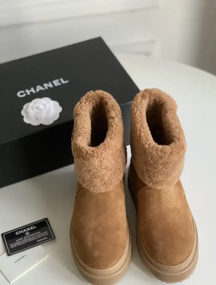 hype Chanel Boots