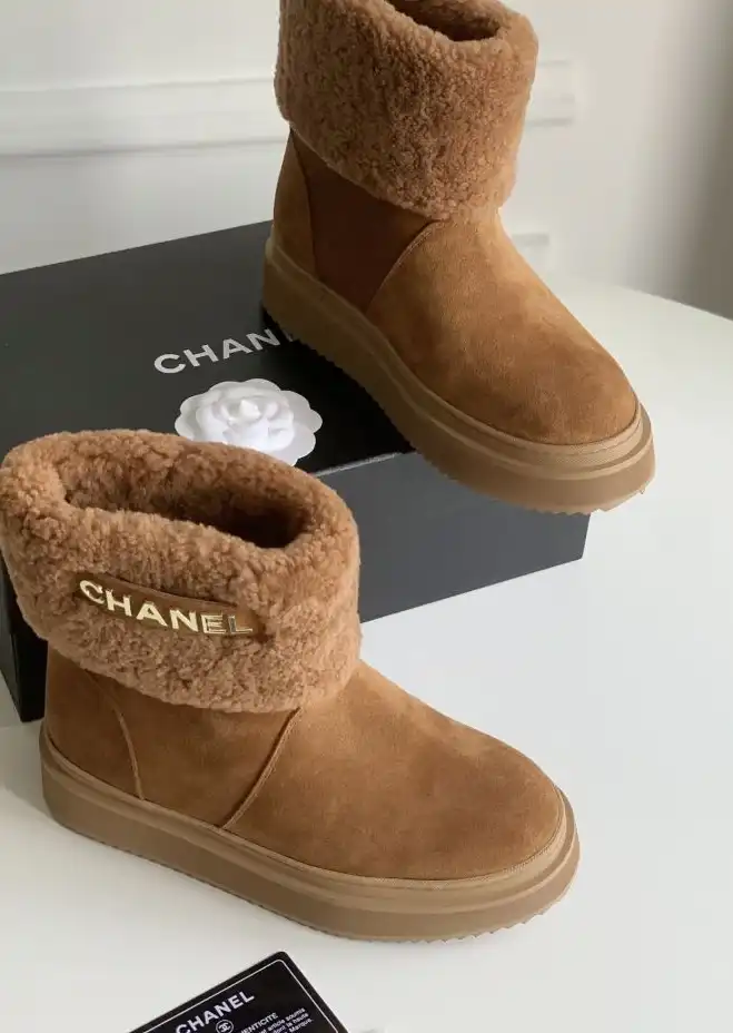 hype Chanel Boots