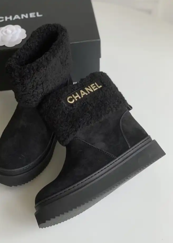 hype Chanel Boots