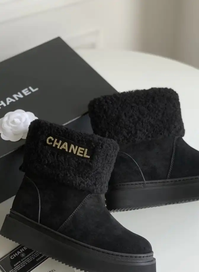 hype Chanel Boots