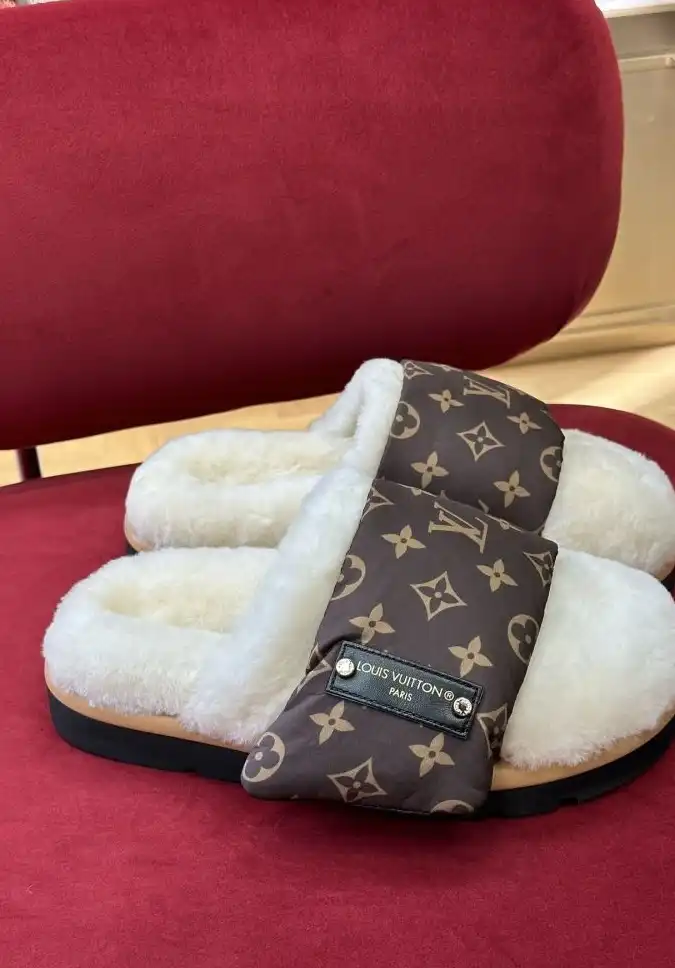 hype LV Slippers