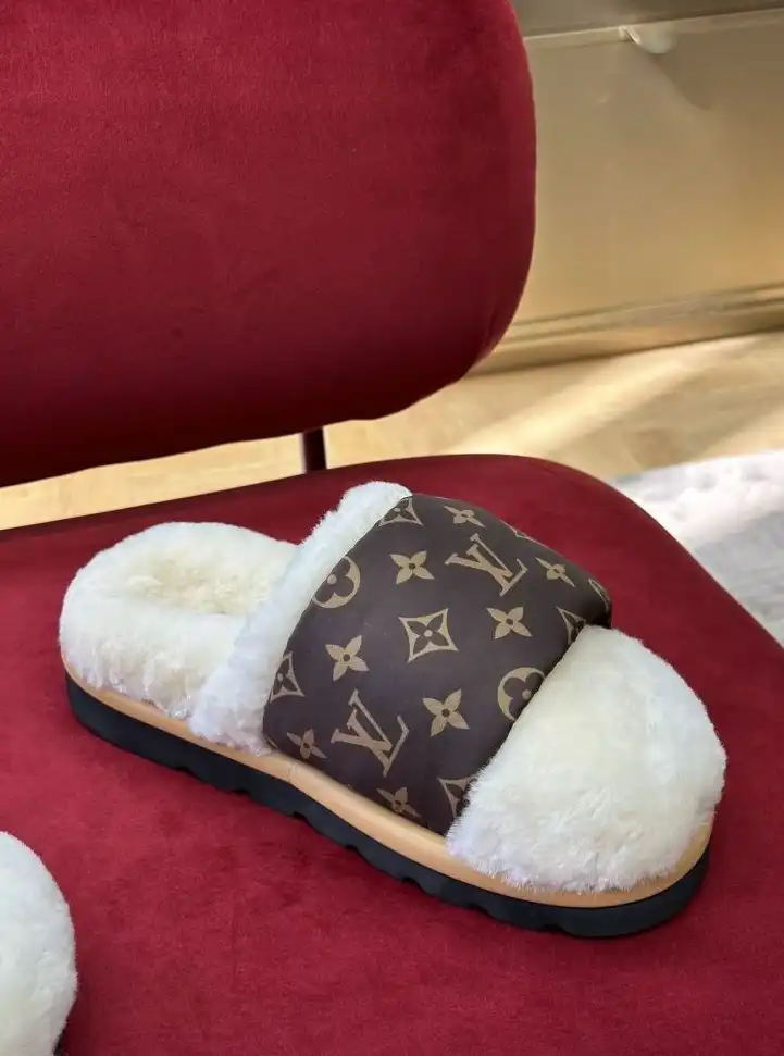 hype LV Slippers