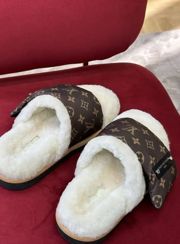 hype LV Slippers