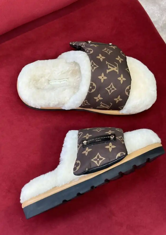 hype LV Slippers