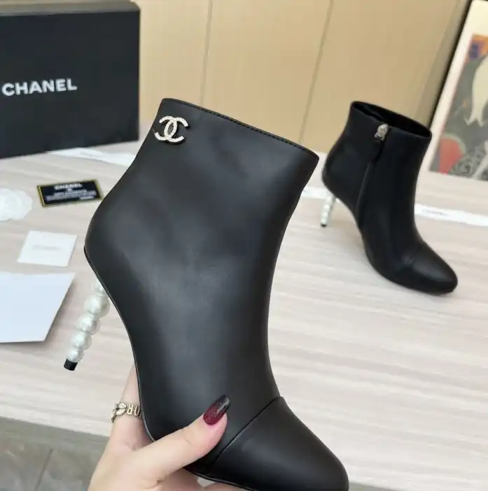 hype Chanel Boots