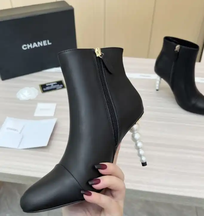 hype Chanel Boots