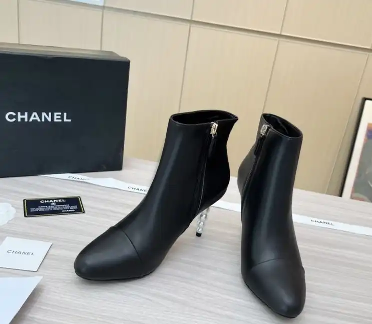 hype Chanel Boots