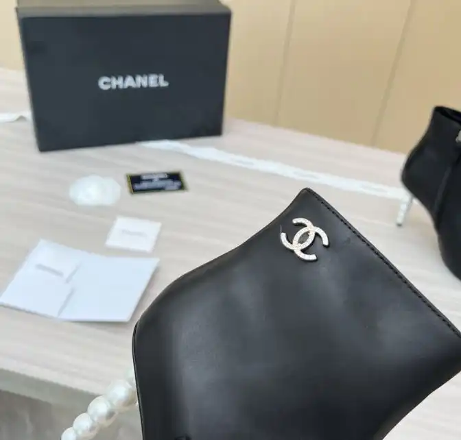 hype Chanel Boots