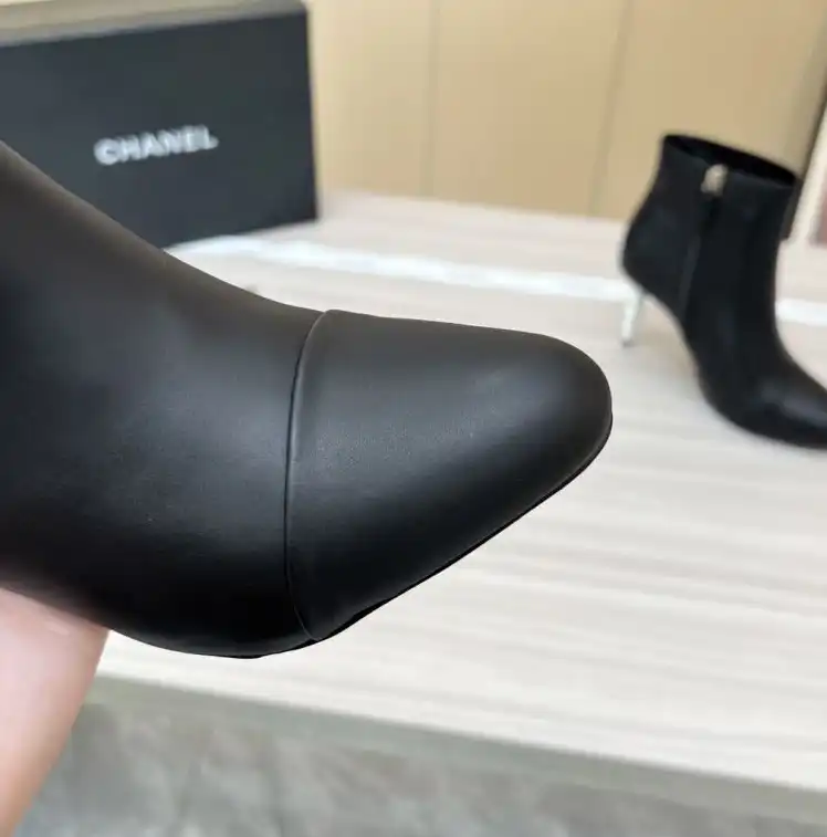 hype Chanel Boots