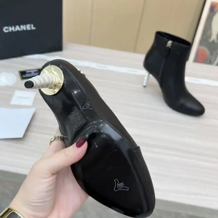 hype Chanel Boots