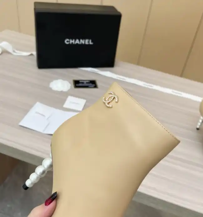 hype Chanel Boots