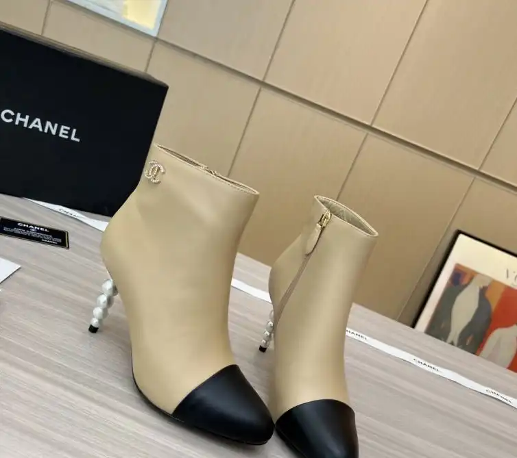 hype Chanel Boots