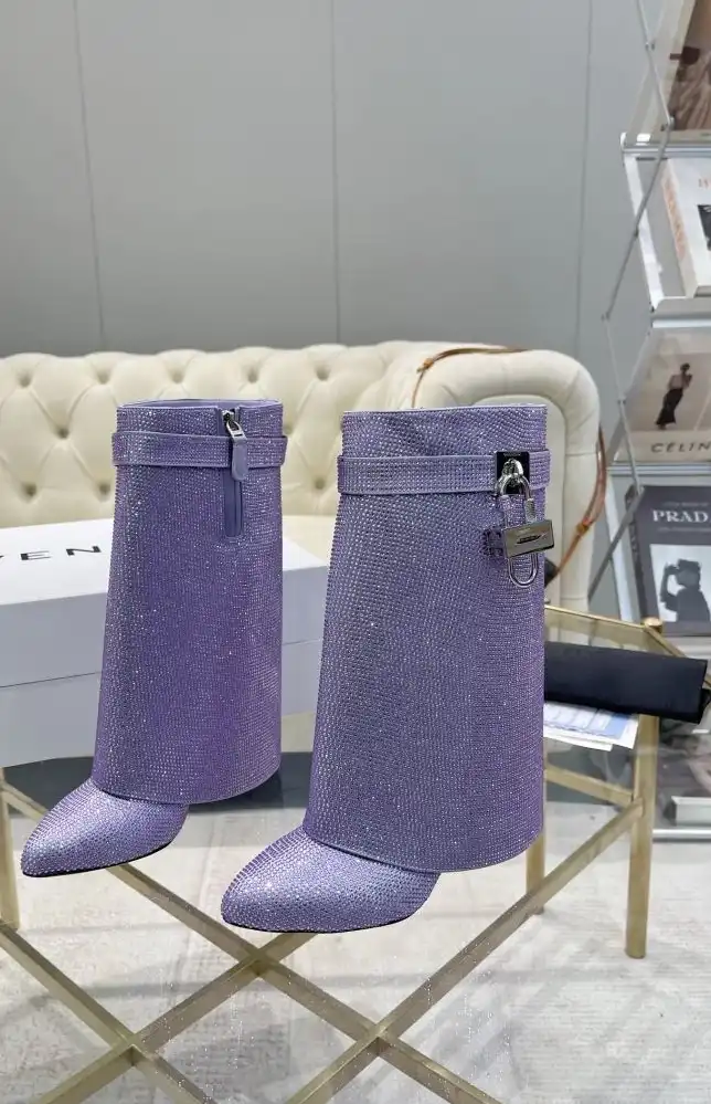 hype Givenchy Boots