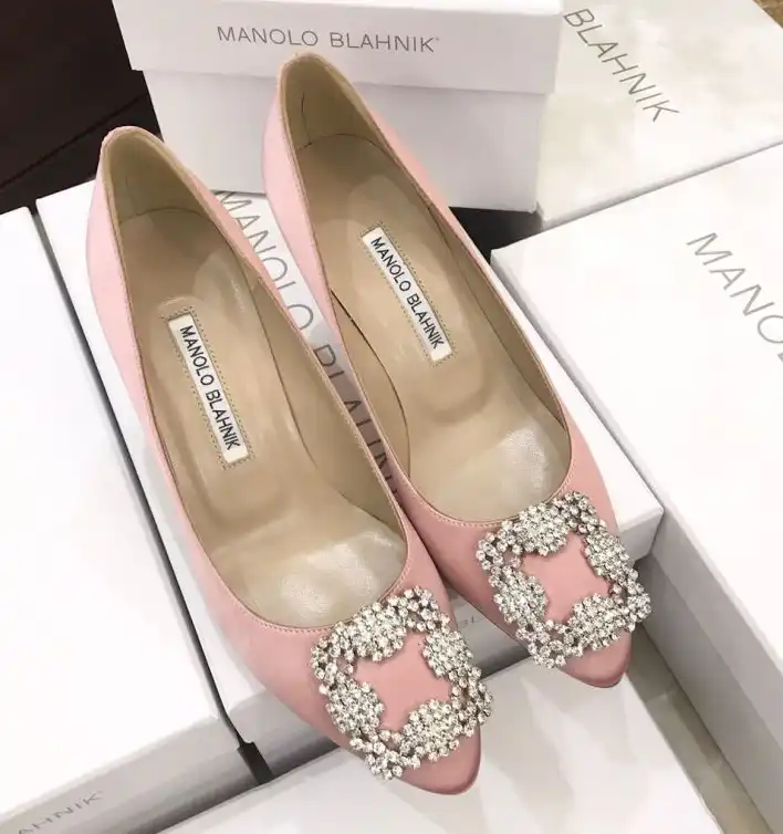 hype Manolo Blahnik High Heels