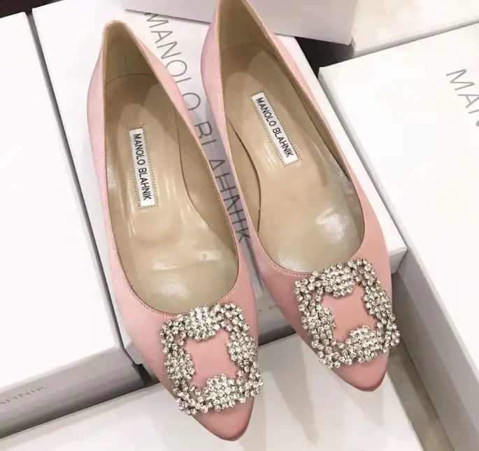 hype Manolo Blahnik High Heels