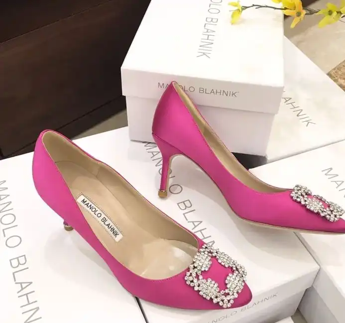 hype Manolo Blahnik High Heels