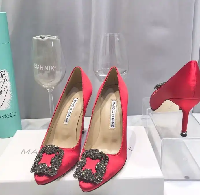 hype Manolo Blahnik High Heels