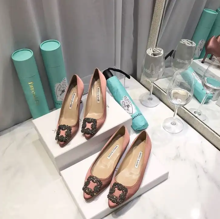 hype Manolo Blahnik High Heels