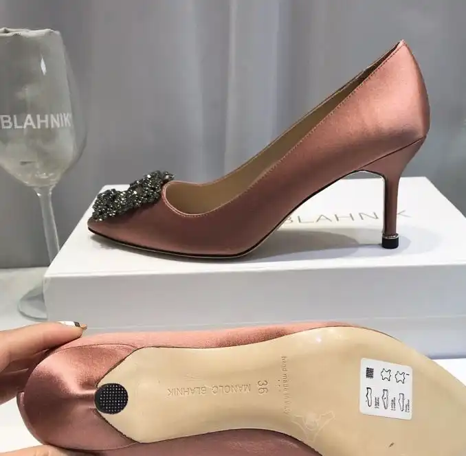 hype Manolo Blahnik High Heels