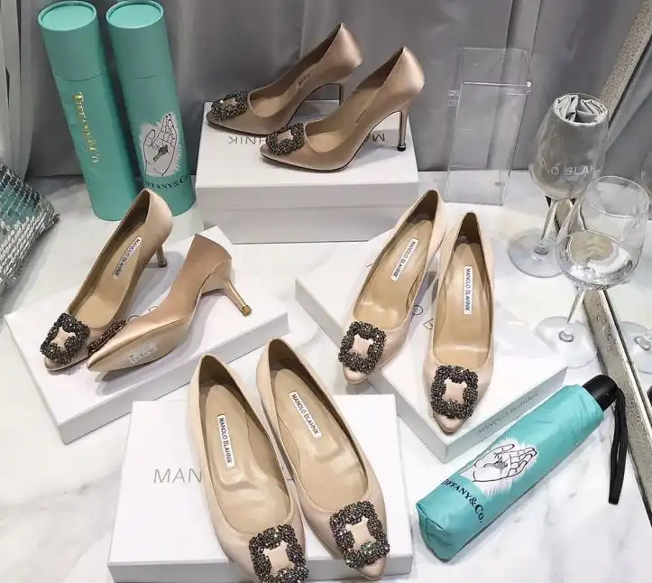 hype Manolo Blahnik High Heels