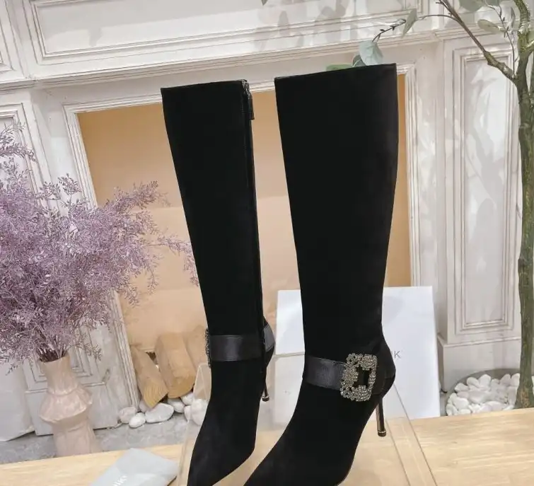 hype Manolo Blahnik Boots