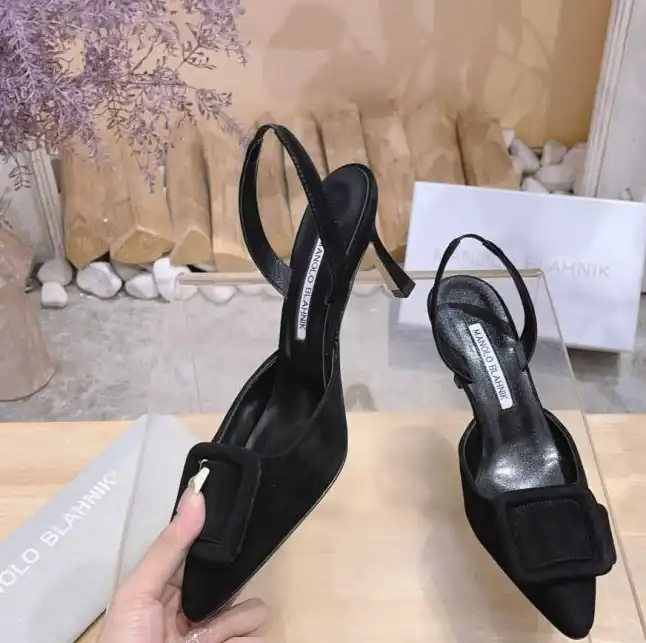 hype Manolo Blahnik High Heels