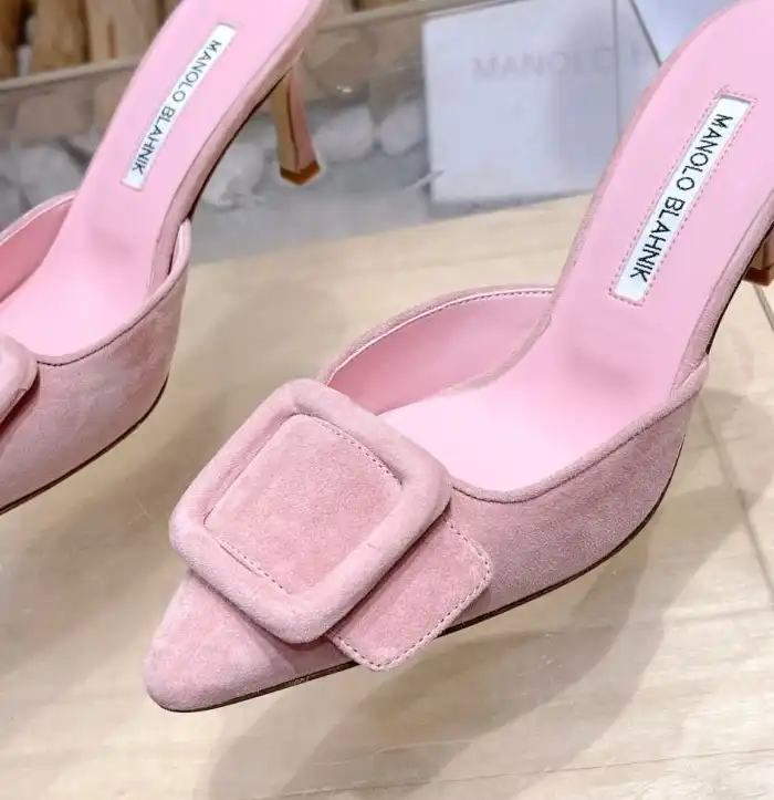 hype Manolo Blahnik High Heels