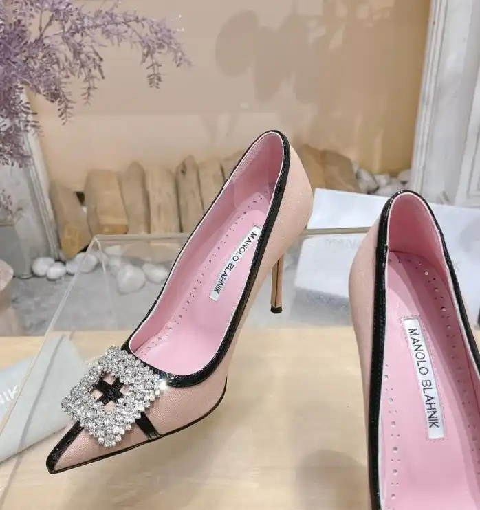 hype Manolo Blahnik High Heels