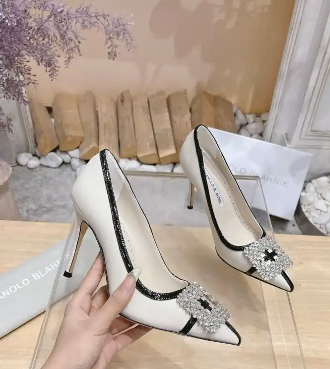 hype Manolo Blahnik High Heels