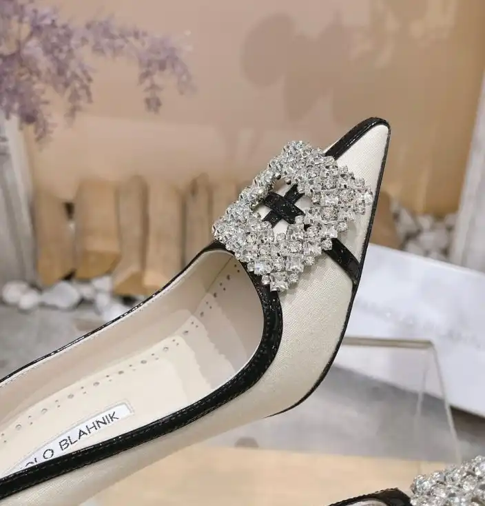 hype Manolo Blahnik High Heels