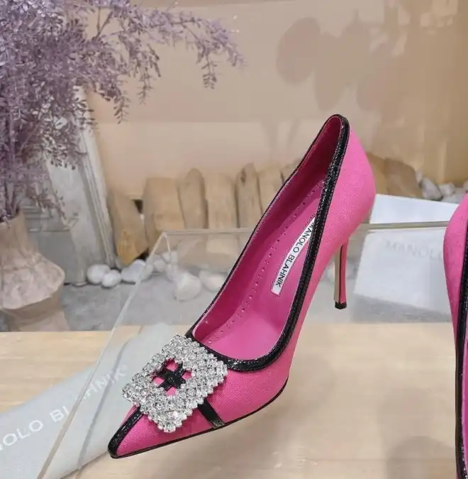 hype Manolo Blahnik High Heels