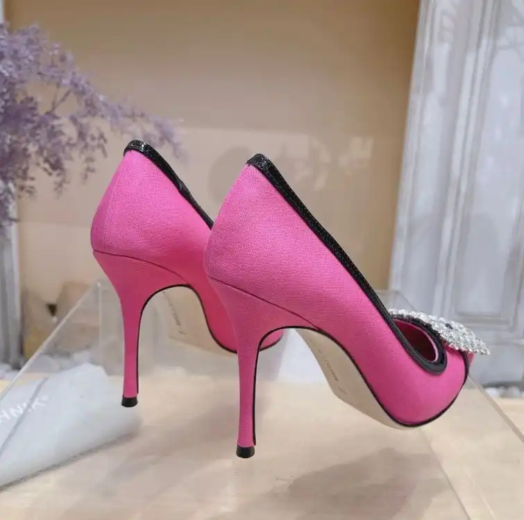 hype Manolo Blahnik High Heels