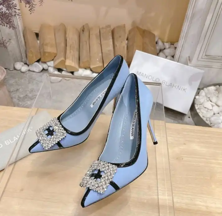 hype Manolo Blahnik High Heels