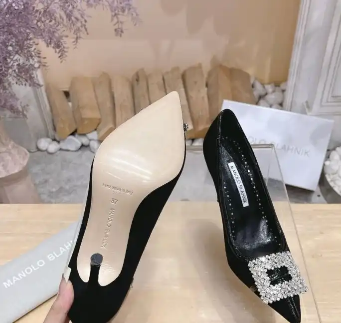 hype Manolo Blahnik High Heels